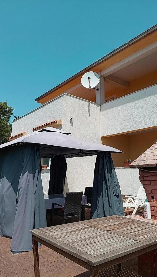 Apartmani Katarina Mundanije 외부 사진