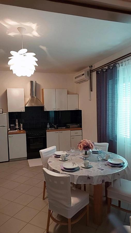 Apartmani Katarina Mundanije 외부 사진