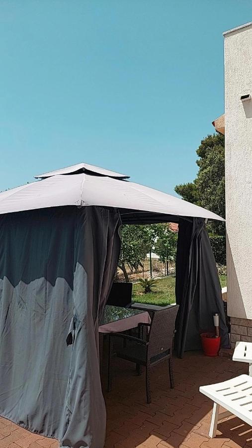 Apartmani Katarina Mundanije 외부 사진